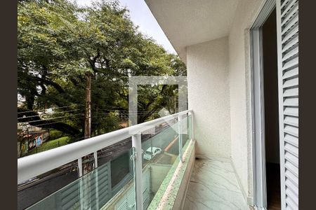 Casa à venda com 180m², 3 quartos e 4 vagas Casa à venda com 180m², 3 quartos e 4 vagasSacada