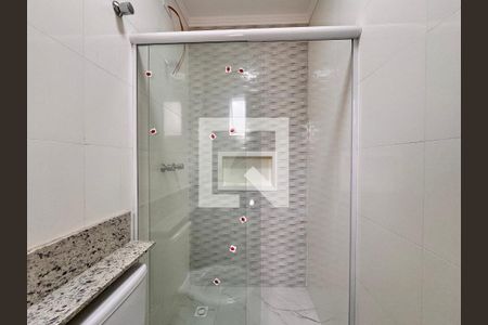 Casa à venda com 180m², 3 quartos e 4 vagas Casa à venda com 180m², 3 quartos e 4 vagasBanheiro da Suíte 2