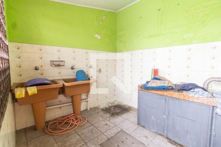 Casa à venda com 220m², 3 quartos e 3 vagas Casa à venda com 220m², 3 quartos e 3 vagasÁrea de serviço