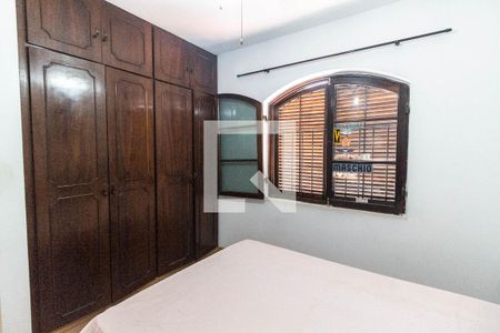 Casa à venda com 220m², 3 quartos e 3 vagas Casa à venda com 220m², 3 quartos e 3 vagasQuarto 3