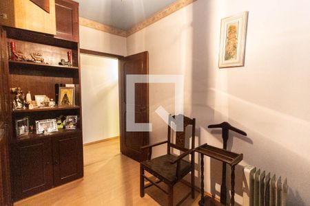 Casa à venda com 220m², 3 quartos e 3 vagas Casa à venda com 220m², 3 quartos e 3 vagasQuarto 2