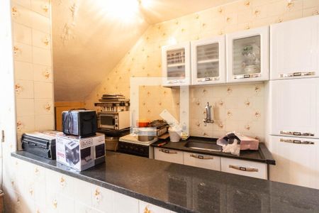 Casa à venda com 220m², 3 quartos e 3 vagas Casa à venda com 220m², 3 quartos e 3 vagasQuarto de serviço