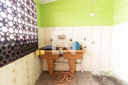 Casa à venda com 220m², 3 quartos e 3 vagas Casa à venda com 220m², 3 quartos e 3 vagasÁrea de serviço