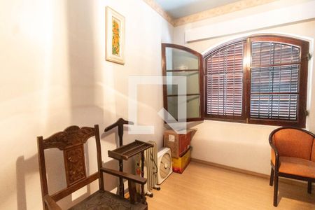 Casa à venda com 220m², 3 quartos e 3 vagas Casa à venda com 220m², 3 quartos e 3 vagasQuarto 2