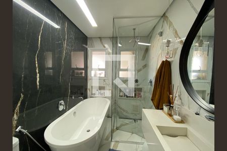 Apartamento à venda com 170m², 3 quartos e 4 vagasBanheiro da Suíte 3