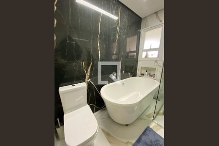 Apartamento à venda com 170m², 3 quartos e 4 vagasBanheiro da Suíte 3