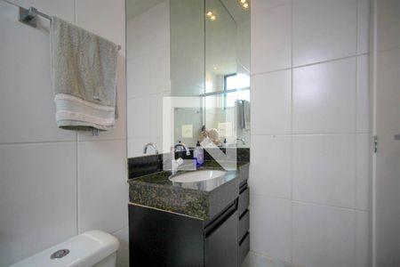 Apartamento à venda com 180m², 4 quartos e 4 vagasBanheiro 3