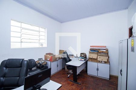 Casa à venda com 300m², 3 quartos e 2 vagas Casa à venda com 300m², 3 quartos e 2 vagasQuarto 3