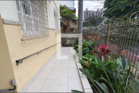 Apartamento à venda com 100m², 2 quartos e 1 vagaEntrada