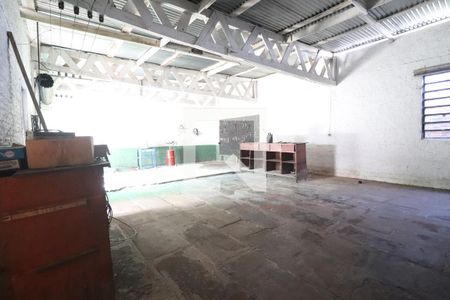 Casa à venda com 132m², 3 quartos e 5 vagaspredio comercial 2