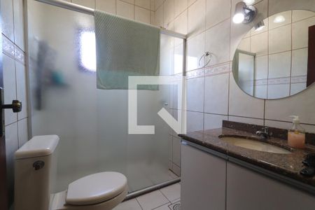 Casa à venda com 132m², 3 quartos e 5 vagasBanheiro