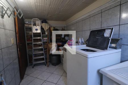 Casa à venda com 132m², 3 quartos e 5 vagasLavanderia