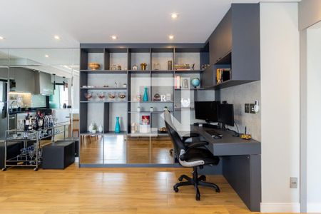 Apartamento à venda com 75m², 2 quartos e 2 vagasEscritório