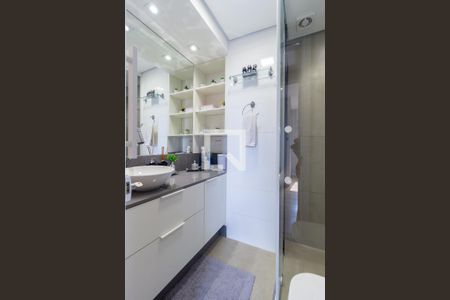 Apartamento à venda com 75m², 2 quartos e 2 vagasBanheiro - Social