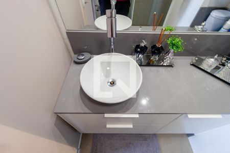 Apartamento à venda com 75m², 2 quartos e 2 vagasDetalhe Banheiro - Social