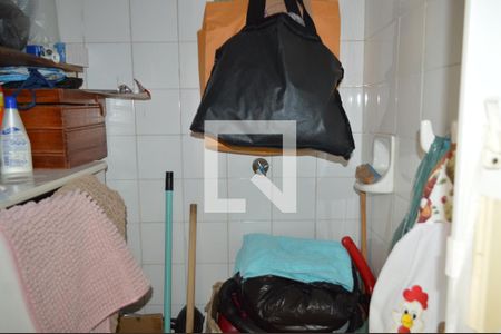Apartamento à venda com 57m², 2 quartos e 1 vagaBanheiro de serviço