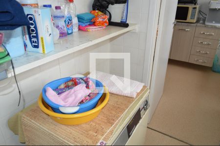 Apartamento à venda com 57m², 2 quartos e 1 vagaÁrea de Serviço