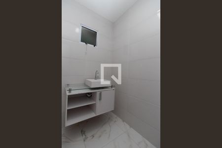 Casa à venda com 119m², 4 quartos e 1 vaga Casa à venda com 119m², 4 quartos e 1 vagaBanheiro de Serviço