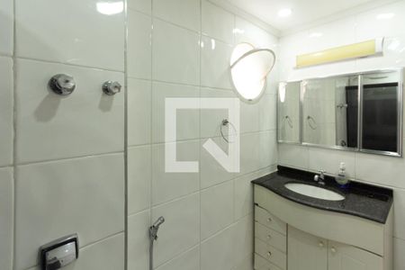 Apartamento à venda com 75m², 2 quartos e 1 vaga Apartamento à venda com 75m², 2 quartos e 1 vagaBanheiro