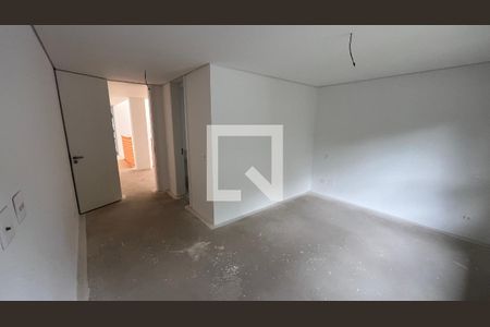 Casa à venda com 845m², 4 quartos e 6 vagas Casa à venda com 845m², 4 quartos e 6 vagasQuarto 2