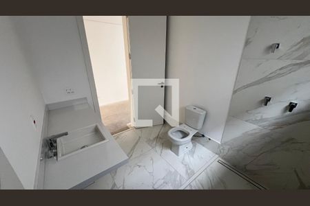 Casa à venda com 845m², 4 quartos e 6 vagas Casa à venda com 845m², 4 quartos e 6 vagasBanheiro Quarto 1