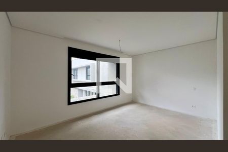 Casa à venda com 845m², 4 quartos e 6 vagas Casa à venda com 845m², 4 quartos e 6 vagasQuarto 1