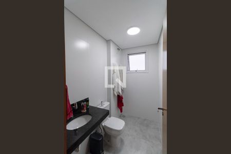 Apartamento à venda com 110m², 2 quartos e 2 vagasBanheiro social 