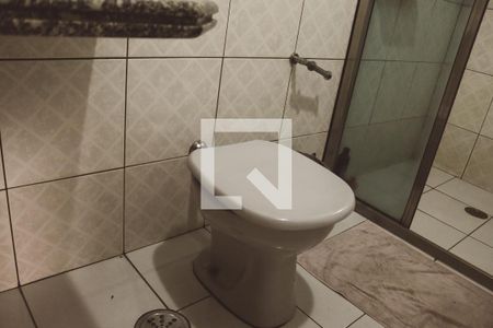 Apartamento à venda com 175m², 5 quartos e 2 vagas Apartamento à venda com 175m², 5 quartos e 2 vagasBanheiro da Suíte 1