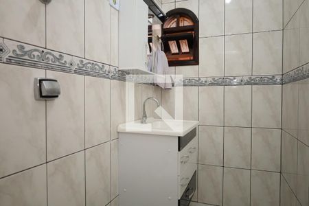 Casa à venda com 110m², 3 quartos e 1 vagaBanheiro 2