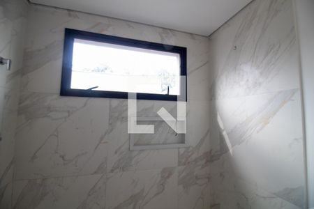 Casa à venda com 854m², 4 quartos e 6 vagas Casa à venda com 854m², 4 quartos e 6 vagasBanheiro da Suíte 1