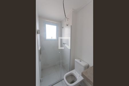 Apartamento à venda com 80m², 2 quartos e 2 vagas Apartamento à venda com 80m², 2 quartos e 2 vagasBanheiro da Suíte 1