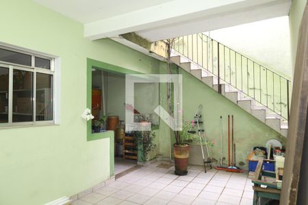 Casa à venda com 200m², 2 quartos e 2 vagasQuintal