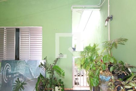 Casa à venda com 200m², 2 quartos e 2 vagasVaranda