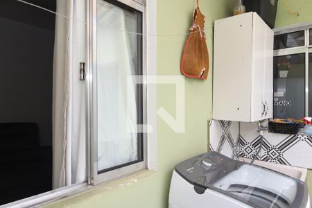 Casa à venda com 200m², 2 quartos e 2 vagasEdícula - Área de Serviço