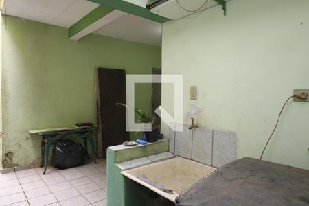 Casa à venda com 200m², 2 quartos e 2 vagasÁrea de Serviço