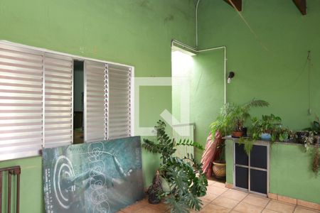 Casa à venda com 200m², 2 quartos e 2 vagasVaranda