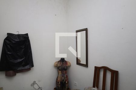 Casa à venda com 200m², 2 quartos e 2 vagasQuarto 3 - Área de Serviço