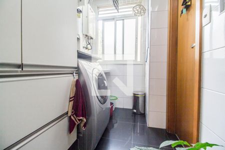 Apartamento à venda com 122m², 3 quartos e 2 vagas Apartamento à venda com 122m², 3 quartos e 2 vagasÁrea de Serviço