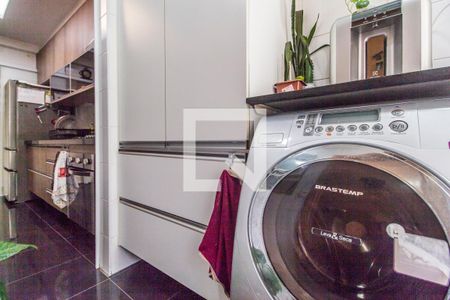 Apartamento à venda com 122m², 3 quartos e 2 vagas Apartamento à venda com 122m², 3 quartos e 2 vagasÁrea de Serviço