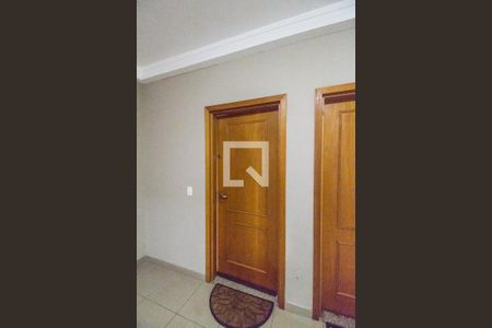Apartamento à venda com 122m², 3 quartos e 2 vagas Apartamento à venda com 122m², 3 quartos e 2 vagasEntrada