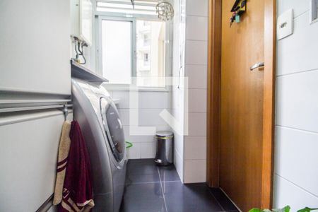 Apartamento à venda com 122m², 3 quartos e 2 vagas Apartamento à venda com 122m², 3 quartos e 2 vagasÁrea de Serviço