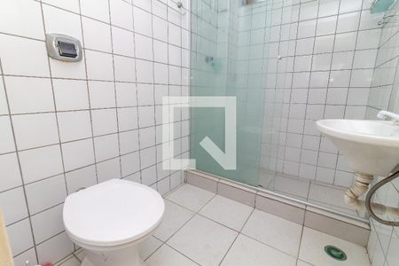 Banheiro  de apartamento à venda com 1 quarto, 45m² em Água Branca, São Paulo