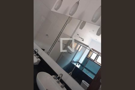 Casa à venda com 508m², 7 quartos e 4 vagas Casa à venda com 508m², 7 quartos e 4 vagasBanheiro
