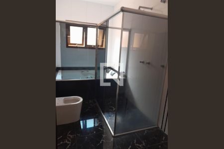 Casa à venda com 508m², 7 quartos e 4 vagas Casa à venda com 508m², 7 quartos e 4 vagasBanheiro