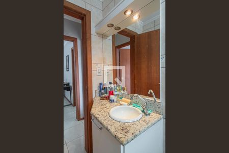 Apartamento à venda com 63m², 2 quartos e 1 vaga Apartamento à venda com 63m², 2 quartos e 1 vagaBanheiro