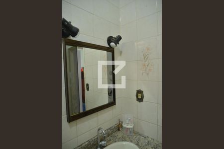 Casa à venda com 140m², 3 quartos e 4 vagasBanheiro