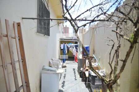 Casa à venda com 140m², 3 quartos e 4 vagasÁrea de Serviço 2