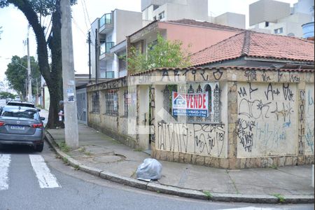 Casa à venda com 140m², 3 quartos e 4 vagasFachada