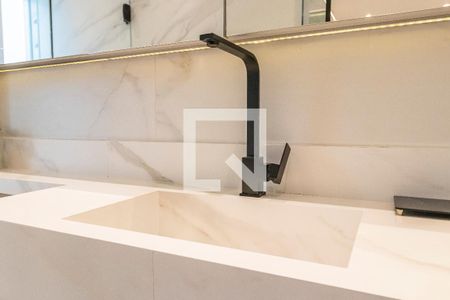 Apartamento à venda com 70m², 2 quartos e 1 vagaBanheiro da Suíte 2