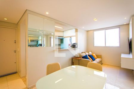 Sala de apartamento para alugar com 2 quartos, 45m² em Vila Homero Thon, Santo André